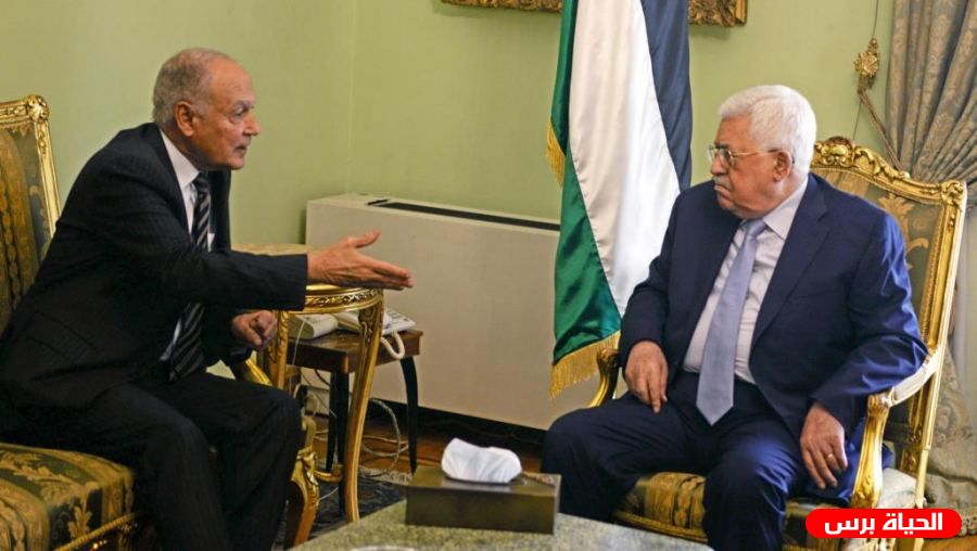  الرئيس عباس يتلقى اتصالا هاتفيا من أمين عام الجامعة العربية